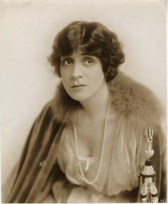 White Studio (New York, N.Y.). Jane Cowl as Mary Turner. 1912. Museum of the City of New York. F2013.41.1