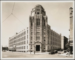 Wurts Bros. (New York, N.Y.) Boston Road and 173rd Street. PS 98, Herman Ridder Junior High School. 1933. Museum of the City of New York. X2010.7.2.5573