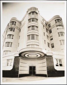 Wurts Bros. (New York, N.Y.) 888 Grand Concourse. Apartment building. 1937. Museum of the City of New York. X2010.7.2.7465