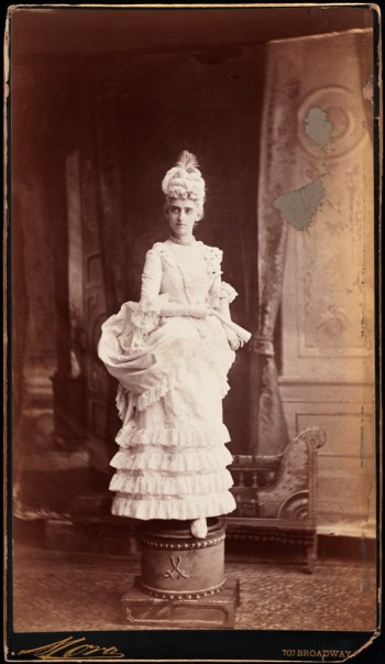 Mora (b.1849). Miss Henrietta Strong (later Mrs. Daniel E. Fearing). 1883. Museum of the city of New York. 41.132.15.