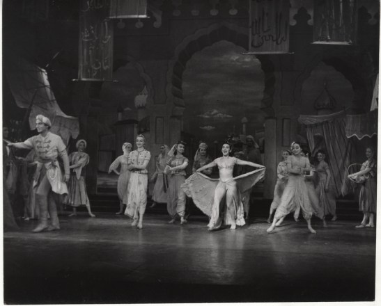 Ormond Gigli. [Dancing girls in Kismet] 1953. Museum of the City of New York. 88.86.43.17