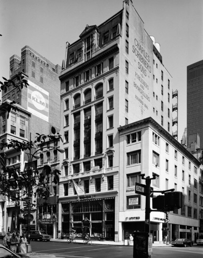 Edmund V. Gillon. [Charles Scribner's Sons Building, 597 Fifth Avenue.] ca. 1977. Museum of the City of New York. 2013.3.2.2001