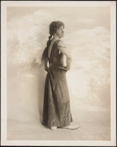 Alfred S. Campbell Art Co. Gordon Dooley of the Funny Dooleys in "The Century Midnight Revue". 1920. Museum of the City of New York. 48.210.792