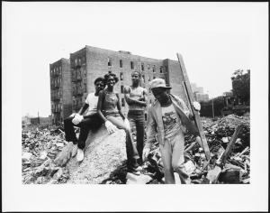 Teens clean up the rubble in order to create a neighborhood garden, Mel Rosenthal, 1976-1982. Museum of the City of New York. 2013.12.25