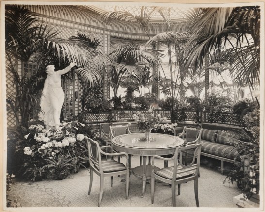 Unknown photographer. H. T. Parson, Esq., Conservatory off dining room. ca. 1915-1930. Museum of the City og New York. X2013.139.122