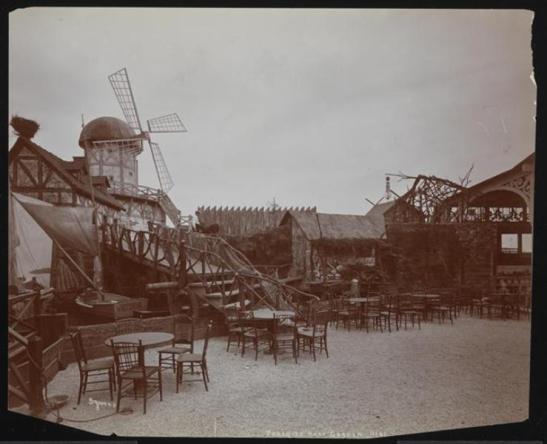 Byron Company (New York, N.Y.) [Roof Garden, Paradise atop Hammerstein's Victoria.] ca. 1904.