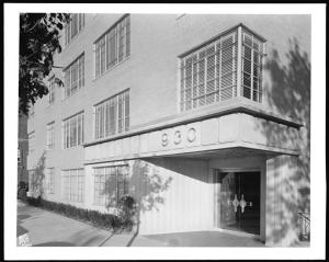 Wurts Bros. (New York, N.Y.), 930 Grand Concourse at 163rd Street. Ashley Apartments, Inc., detail of entrance, 1948. Museum of the City of New York. X2010.7.1.9447