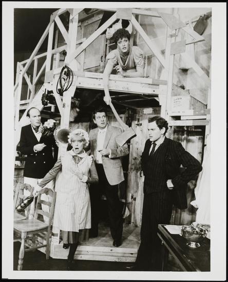 Martha Swope. [Noises Off theater still.] Museum of the City of New York. 86.49.19.