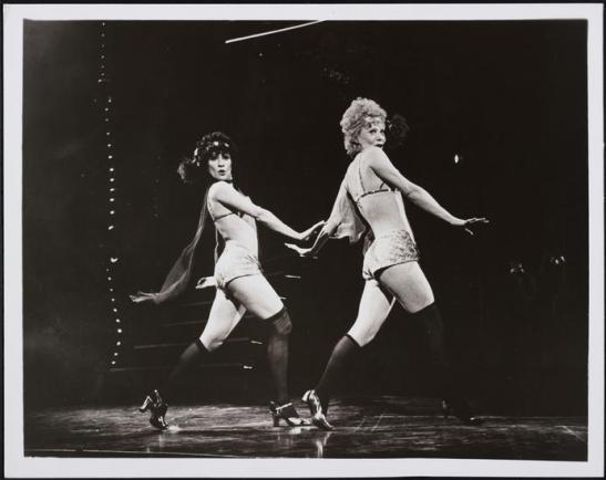 Unknown. [Chita Rivera as Velma Kelly and Gwen Verdon as Roxie Hart in Chicago.] 1975. Museum of the City of New York. 75.166.15.